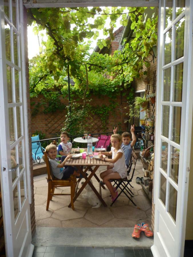 Bed and Breakfast Au Vieux Cedre Mouvaux Экстерьер фото